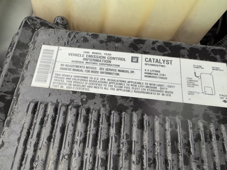 2006-chevrolet-silverado-1500-image-14