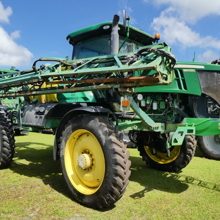 JOHN DEERE R4030