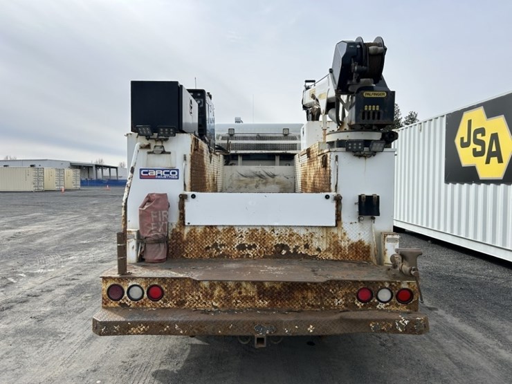 2017-peterbilt-337-image-4