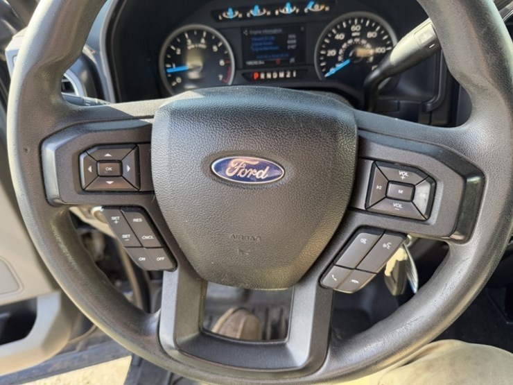 2016-ford-f150-xlt-image-31