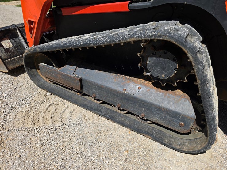 kubota-svl75-2-image-32