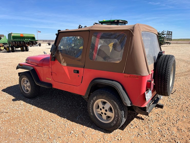 1995-jeep-wrangler-image-6