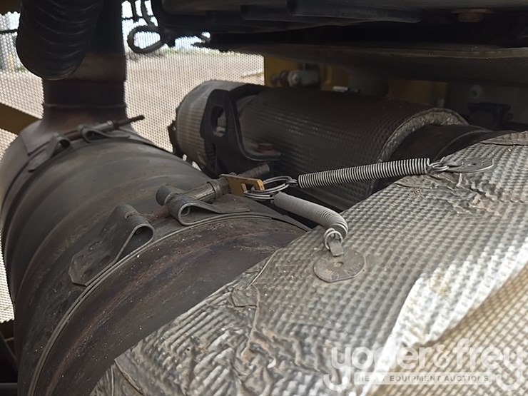 2019-caterpillar-d6-lgp-image-61