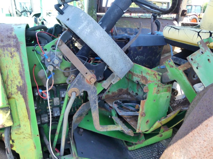 john-deere-4055-image-10