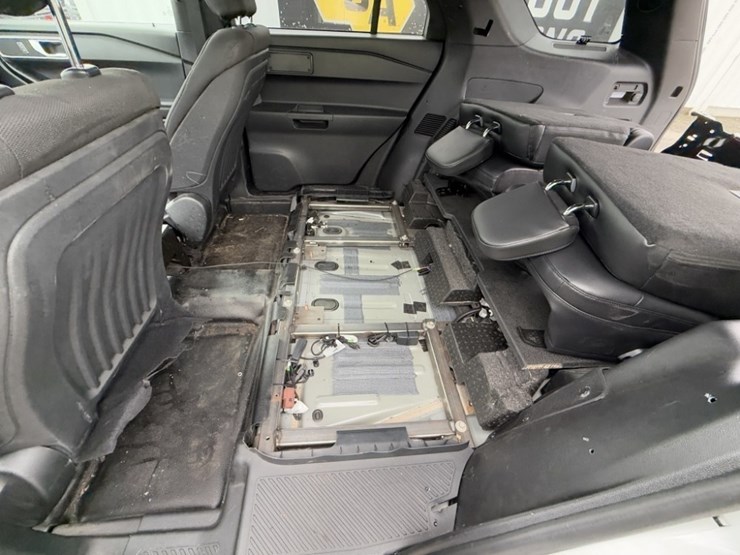 2020-ford-explorer-image-20