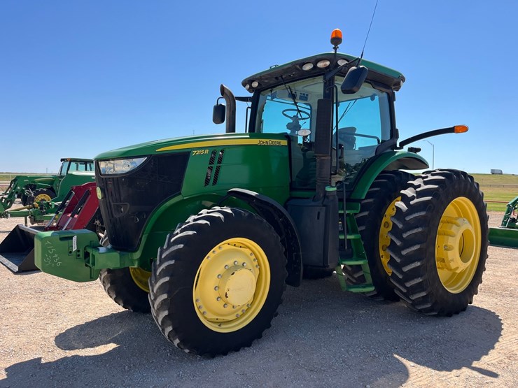 2013-john-deere-7215r-image-1