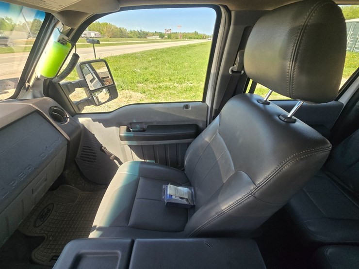 2011-ford-f350-image-37