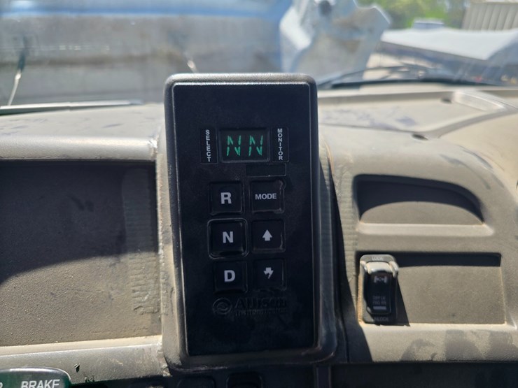 2009-sterling-acterra-image-87