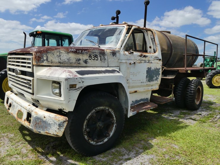1990-ford-f700-image-2