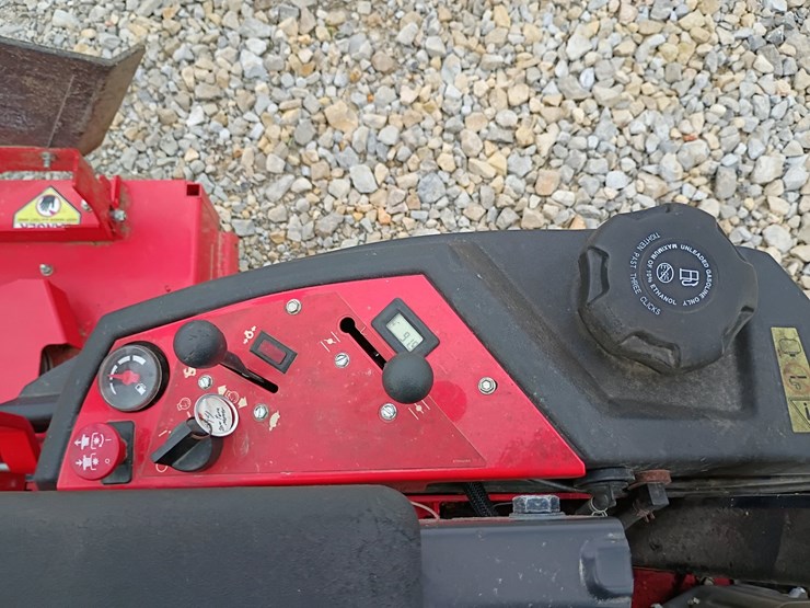 gravely-proturn-60-image-23