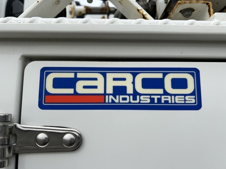 2017-peterbilt-337-image-22