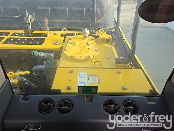 2020-komatsu-pc360-lc-11-image-95