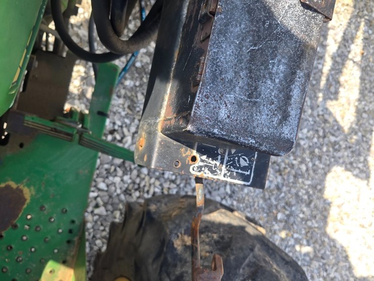 john-deere-2155-image-29