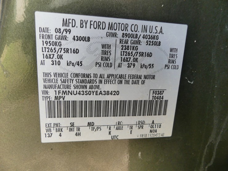 2000-ford-excursion-image-13