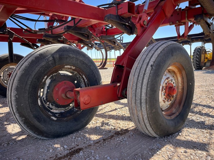 case-ih-4300-image-14