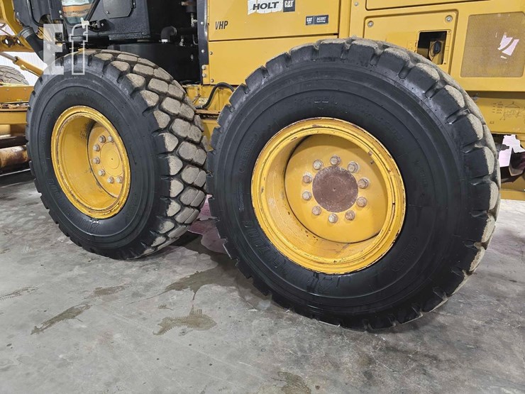 2011-caterpillar-140m2-image-27