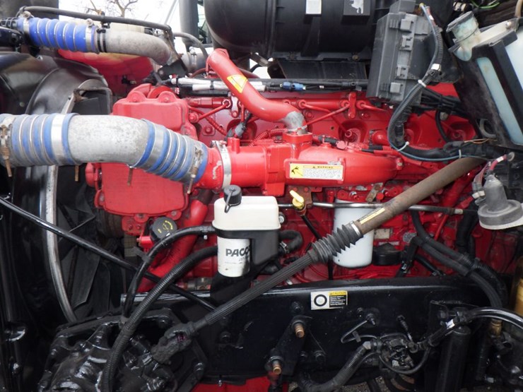 2016-kenworth-t800-image-23