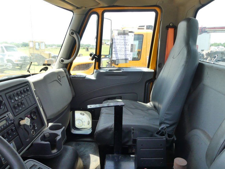 2011-international-13-image-10