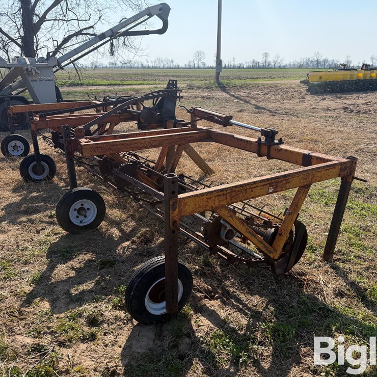 Ferguson Peanut Fluffer