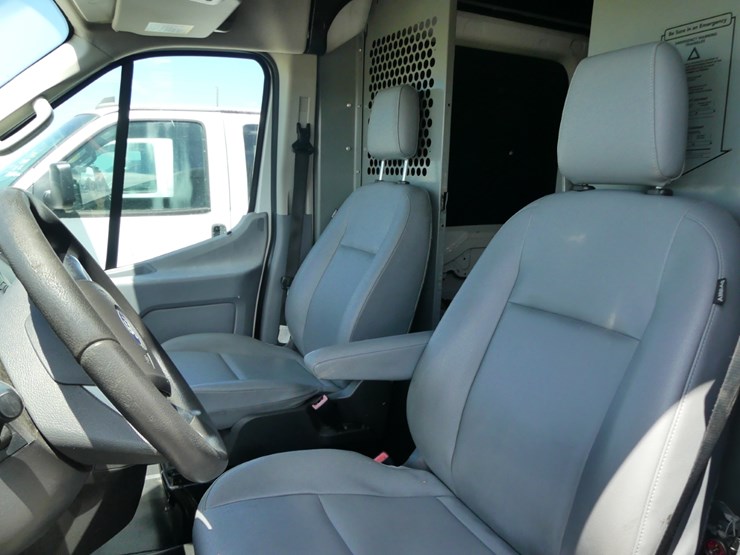2018-ford-transit-image-9