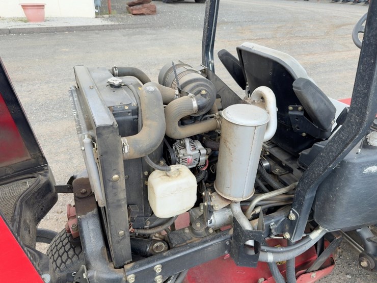 toro-groundsmaster-3500d-image-11