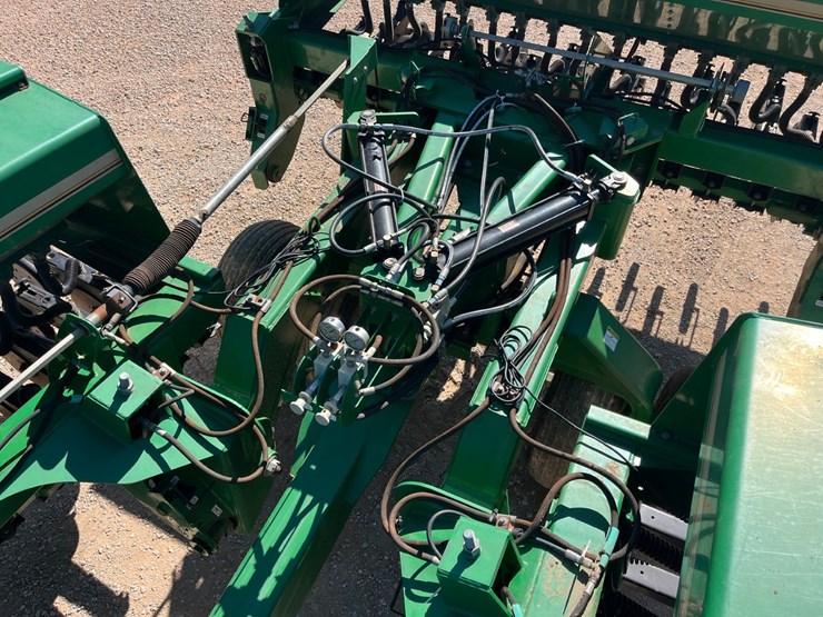 2004-great-plains-3s-3000-image-35