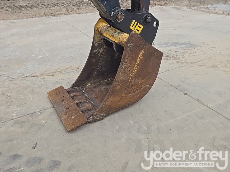 2021-deere-310sl-image-23