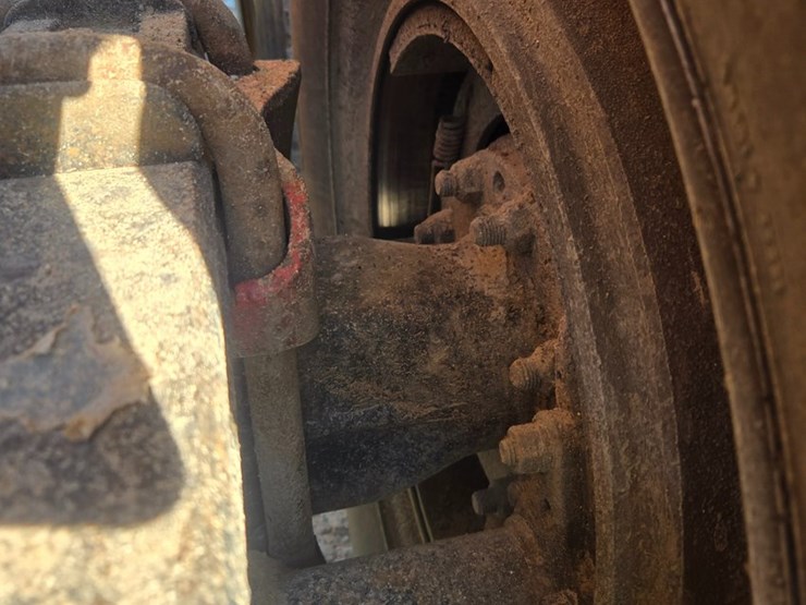 1987-peterbilt-379-image-82