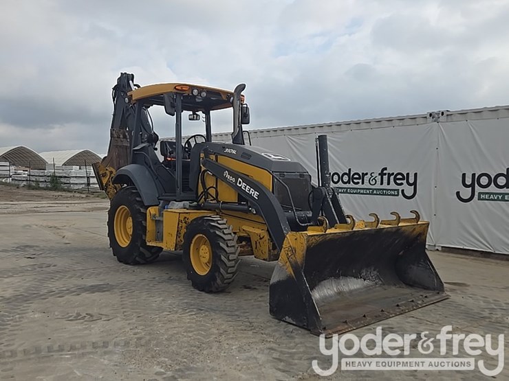 2021-deere-310sl-image-7