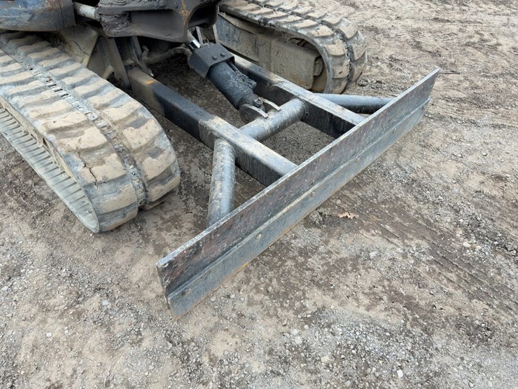 2004-kubota-kx121-3-image-18