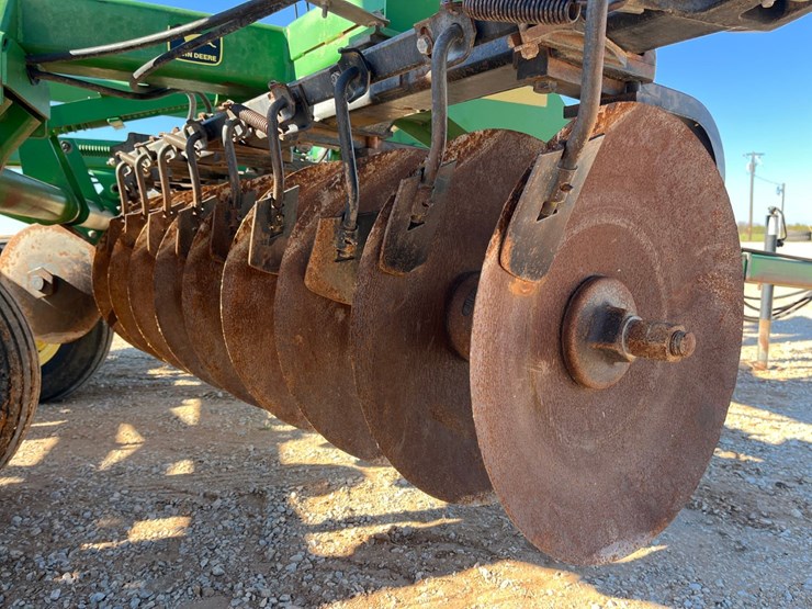 2004-john-deere-637-image-7