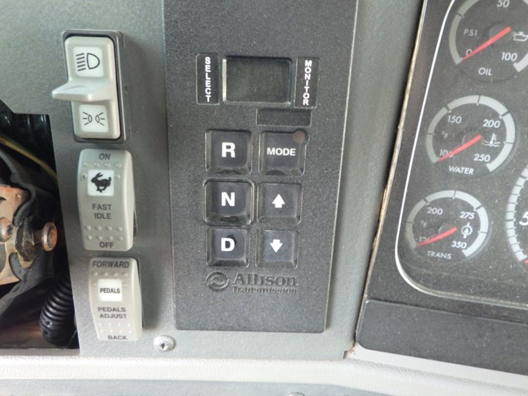 2011-travis-]-image-6