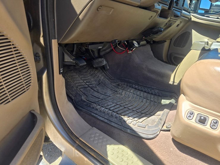 2003-ford-f350-image-30