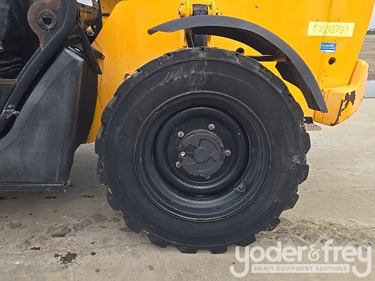 2017-jcb-510-56-image-13