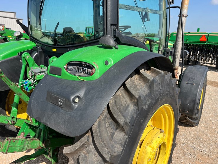 2014-john-deere-6125r-image-8