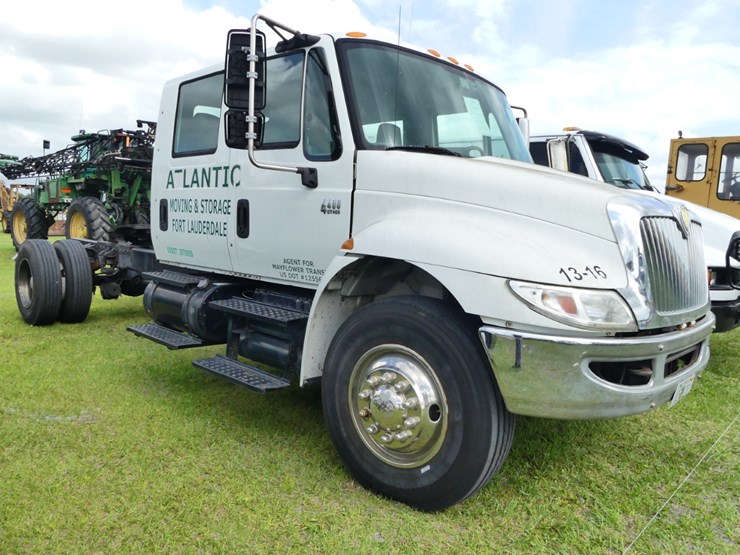 2003-international-4400-image-2