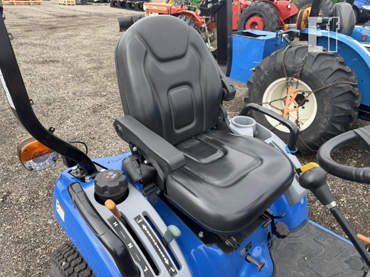 2022-new-holland-workmaster-25s-image-18