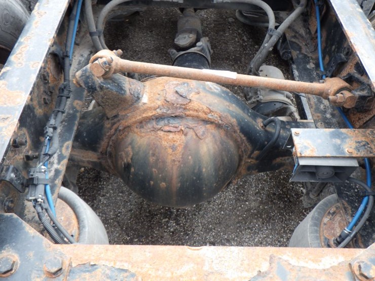 2017-freightliner-cascadia-125-image-8