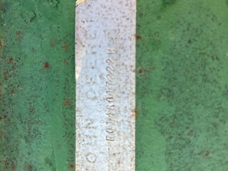 john-deere-146-image-12