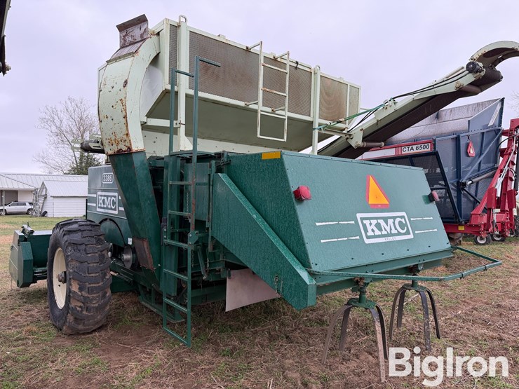 2012-kmc-3386-peanut-combine-image-7