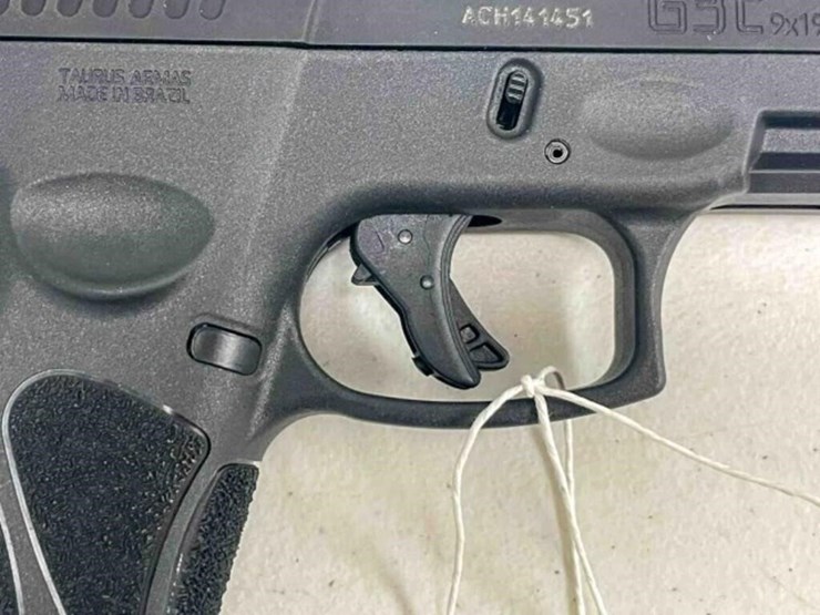 taurus-pistol-image-5