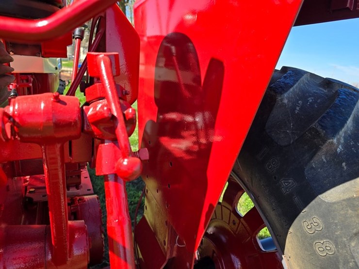 international-856-image-8