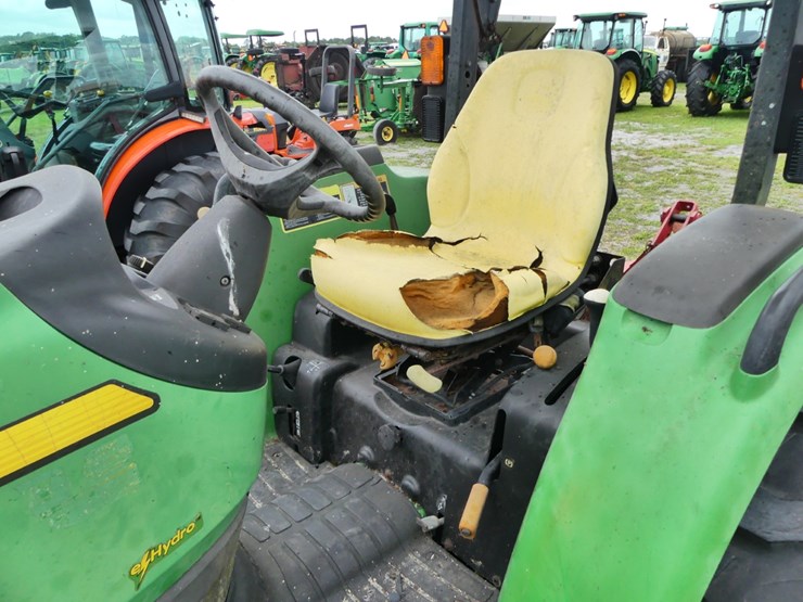 john-deere-4320-image-11