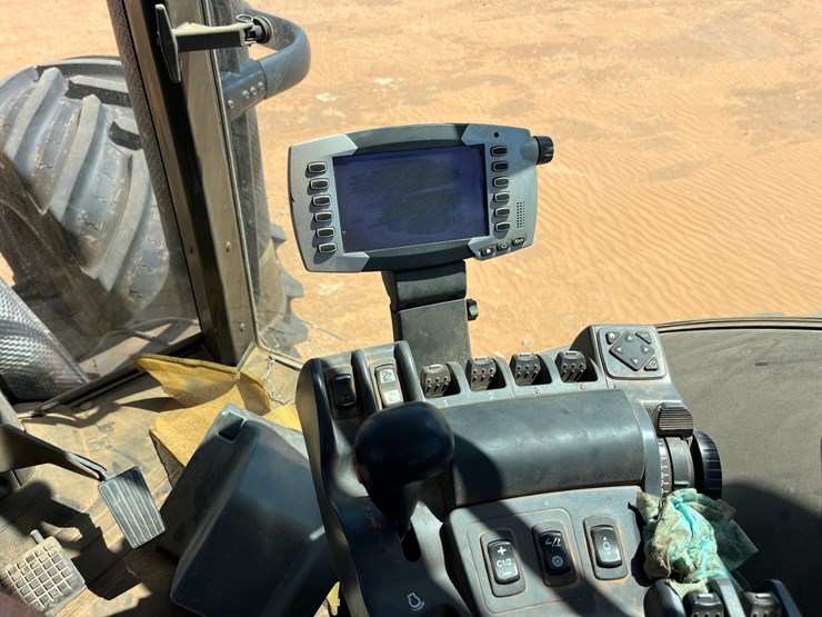 2015-challenger-mt675e-image-25