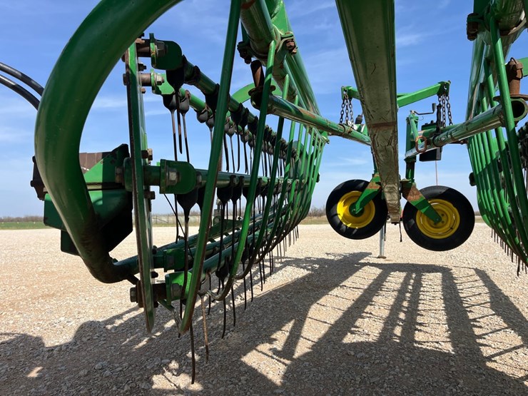 2004-john-deere-705-image-13