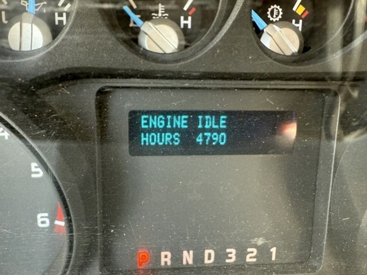 2016-ford-f550-sd-image-27