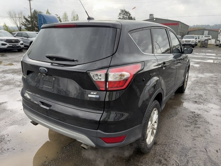 2017-ford-escape-image-4