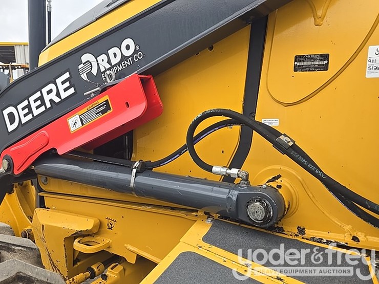 2021-deere-310sl-image-29