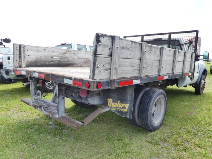 2007-ford-f550-image-3