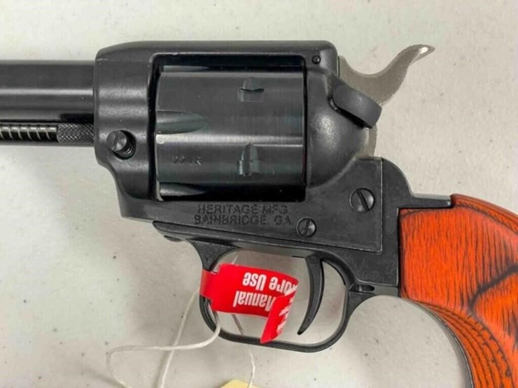 heritage-mfg.-revolver-image-10